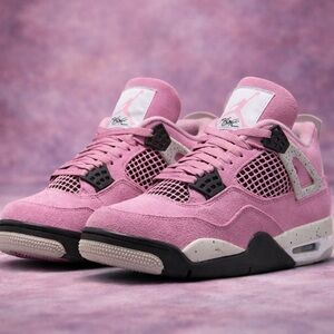 Stylish Pink Women's Sneakers